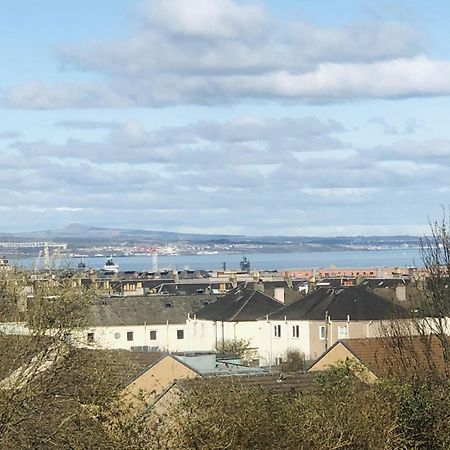 Modern Spacious Retreat Full Fibre Wi-Fi & Free Parking Edimburgo Esterno foto
