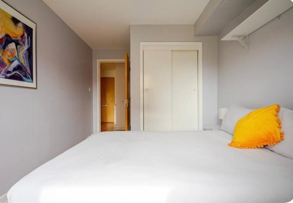 Modern Spacious Retreat Full Fibre Wi-Fi & Free Parking Edimburgo Esterno foto